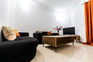 Charme, calme et cour fleurie privative - 4