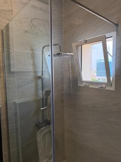 3BR City View, Ensuite Rooms and Prime Location - 3