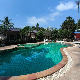 Phalarn Inn Resort - 0