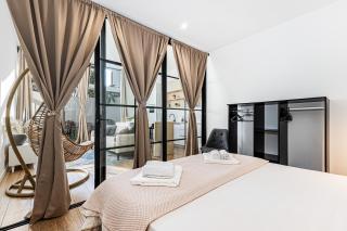 Golden Coast Residence - 5