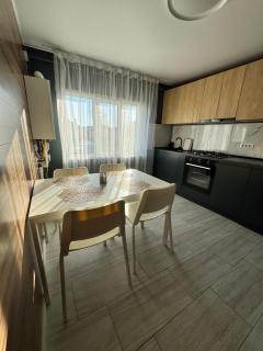 V apartament - ultra central Otopeni - 9