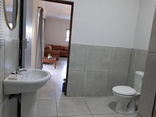 Modailene Cottage - 8