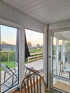 Charming Summer House Near Beach - 5