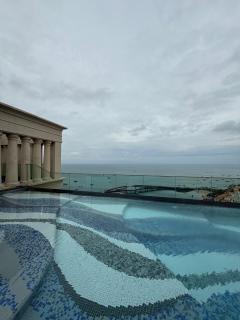 Sunset Town apartment with ocean view, fireworks - 8