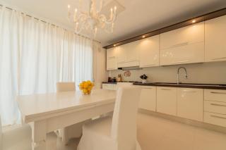 Sunset Villa by the Sea - 3