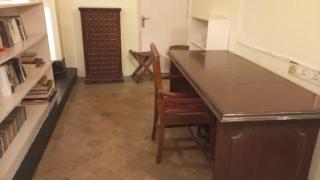 Central Delhi Flat close to Rajiv Chowk and Airport Line Access - 1