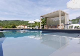 Villa Marinelli with private pool, hot tub and garden, Tuscany - 9