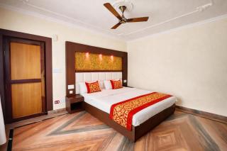 Hotel Mall Road Kavyansh Inn Near Ghorakhal Temple - Free Wi-Fi - Spa - Restaurants Facilities - Best Hotel - 0