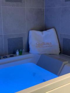 Centaurus Hotel Apartments - 3