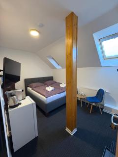 Dvůr Stupice -  - 3