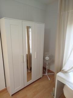 Double room in the City Center-Near Metro Lines 1 & 5 - 7