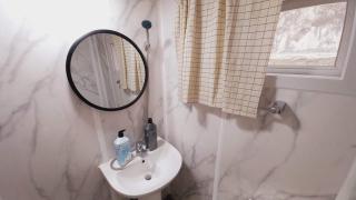 1965 Sinchon Inn - 1