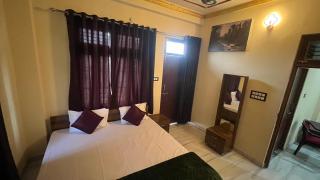 Baba Vishwanath Homestay - 1
