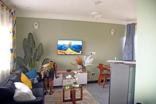 DIVON Bed & Breakfast - Kampala - 4