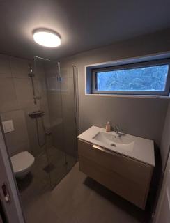 Oslo Wildwood Lodge Wood-Fired Hot Tub - 7