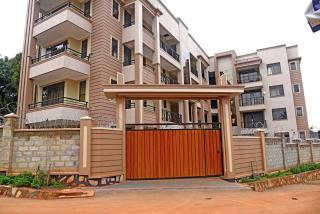 DIVON Bed & Breakfast - Kampala - 0