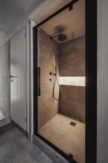 EJ Boutique Suites - 4