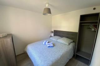 Sunny cocoon with garden close to the sea - 6