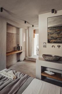 EJ Boutique Suites - 3