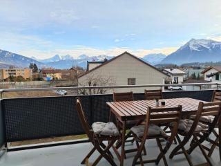 Thun Mountain View Stay – Central & Quiet - 3