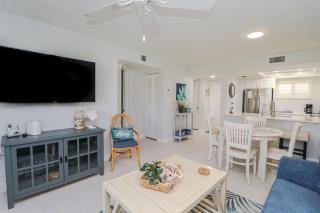 Ocean Village Club C14 - 7