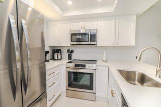 Ocean Village Club C14 - 1