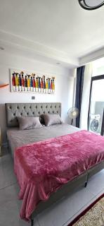 SHANGRI LA Apartments - 4