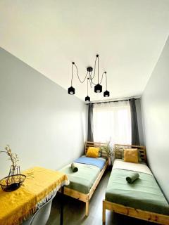 Centre Airport Boutique Designer Bath, 3-4 days best offer, Kitchen, Balkony, Aircon - Warsaw - 2