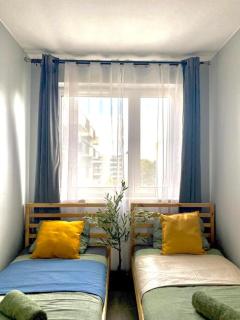 Centre Airport Boutique Designer Bath, 3-4 days best offer, Kitchen, Balkony, Aircon - Warschau - 3