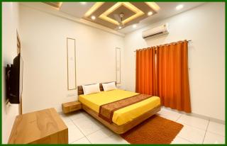 UJJAIN HOTEL GR Mahakal Temple Fully Air Conditioned rooms,wifi Available - Top Rated Hotel in UJJAIN - 0