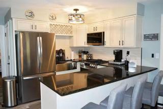 Bourbon Belle of Bardstown - 2