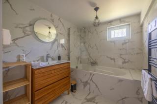 Country House parking & large garden - 7