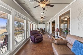 Lakefront Sweetwater Home with Patio and Fire Pit - 2