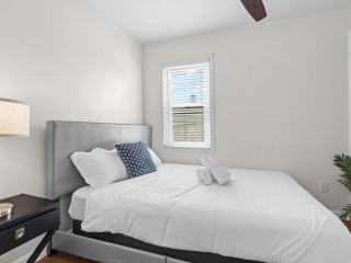 NoMA 3BR Townhome - UnionMarket H St Streetcar - 7