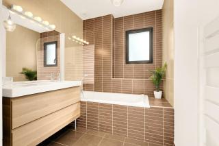 Villa moderne avec vue à Péchabou - 1