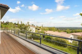 Villa moderne avec vue à Péchabou - 2