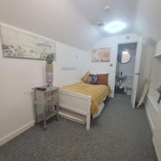 Bespoke en-suite room Banbury - 5