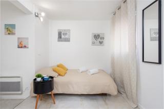 Frontière de Monaco - Joli deux pièces - FD - 1