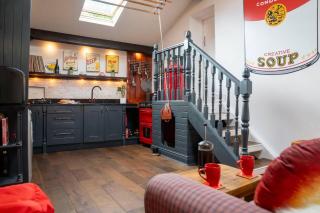 Garden Cottage at Old Post Office - 8