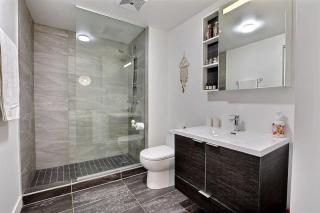 Stunning 1BR Condo with Balcony in Heart of MTL - 4