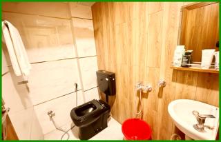 Hotel Budget Diamond Inn Near Mahakal Temple -All Room Air conditioned And Spacious, with Wifi -Best Budget Hotel - 3