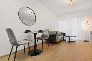 M&G Studio Apartment Neu-Ulm Zentral mit Parkplatz - 1
