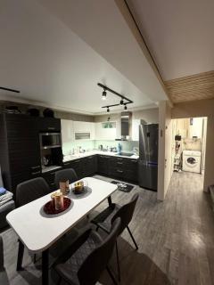 Alexandra Forest Lake House - 7