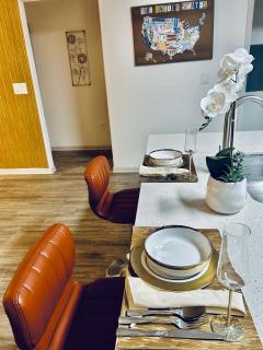 Cozy & Chic Frisco Scape - 6