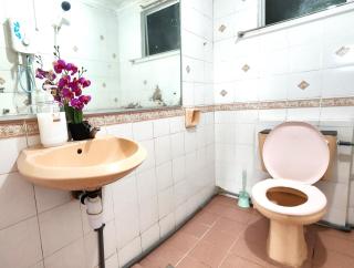 KK City Centre Api Api Apartment - 7