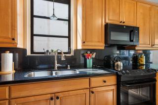 Kona Makai 2-201 - 3