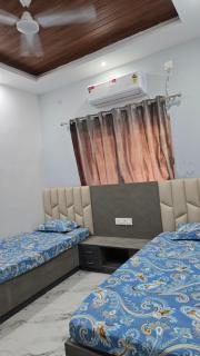 Deoghar BnB Rooms R-2 - 4