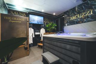Private Luxury Spa Suite - Sauna, Jacuzzi, Ice Bath - 0