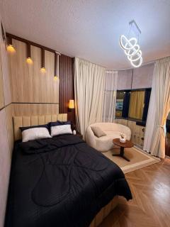 Cyclone Studio Apartments - 2