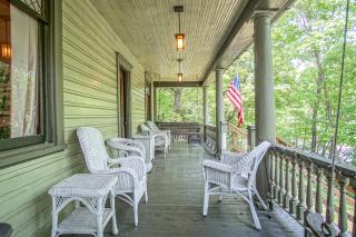5 Br: Historic Glaab House in Cass, with AC, Amazing Kitchen, Covered Porches, Historical Landmark - 4
